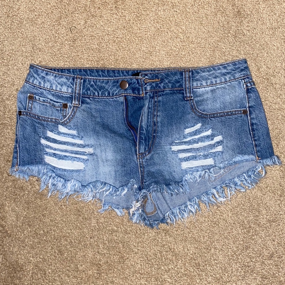 🔴 2/$25 S|A|L|E Forever 21 | Distressed Shorts